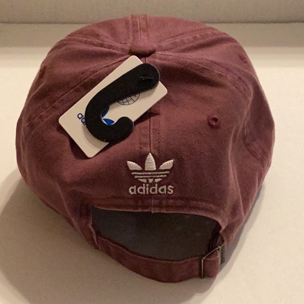 adidas Originals Women’s Relaxed Strap-Back Hat - Picture 4 of 8